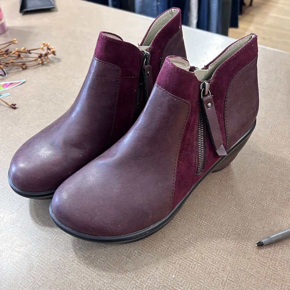 JBU by Jambu pilot encore ankle bootie in burgundy leather women's size 9.5